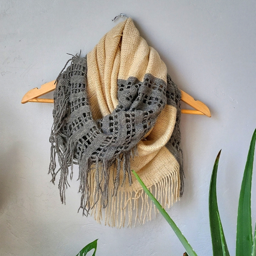 Fringe Infinity Gray and Tan Acrylic Scarf